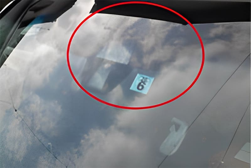 オートワイパー用レインセンサー、自動ブレーキカメラ